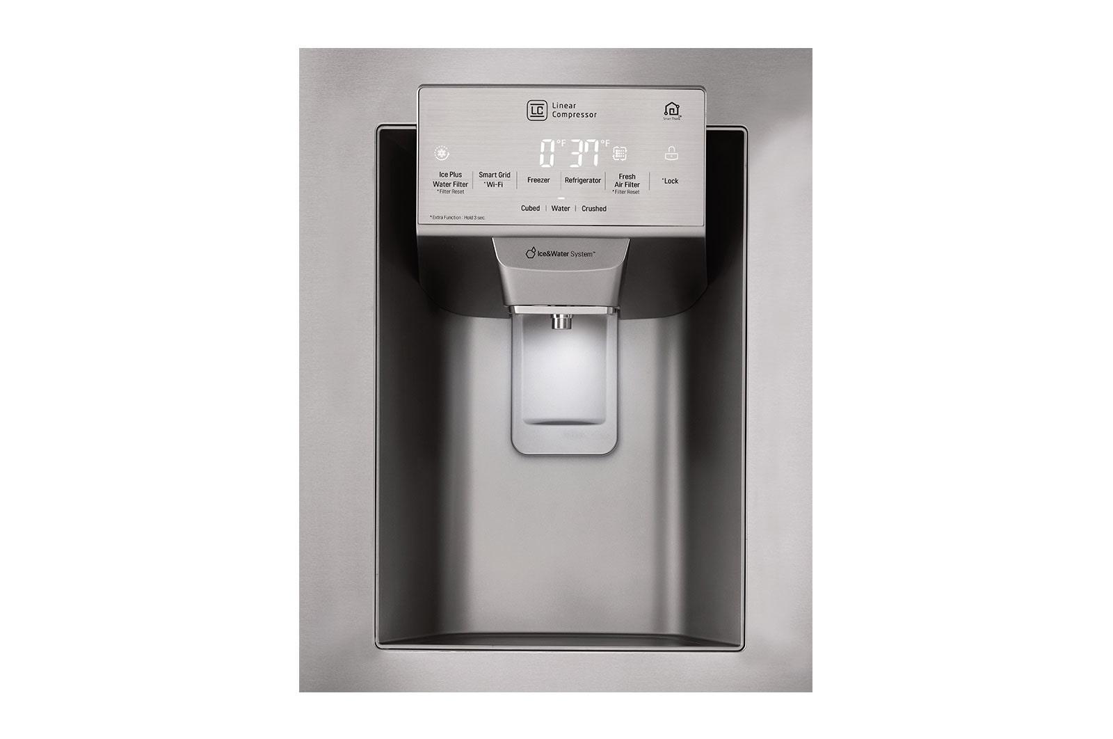 LG 4 DR French DR Refrigerator with Smart thinq tech w/wifi LMXS28626S