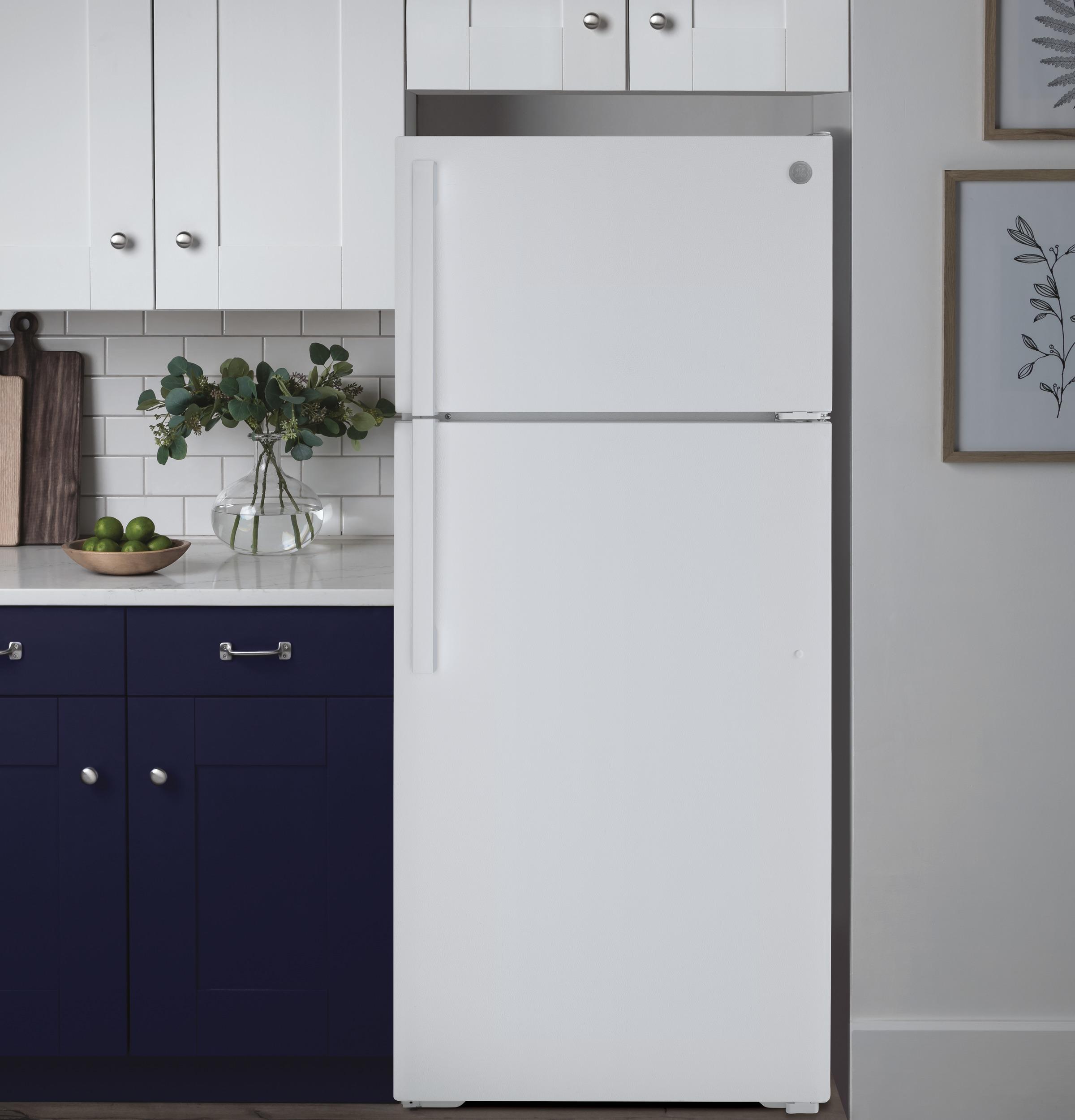 GENERAL ELECTRIC Topfreezer Refrigerator with Premium LED lighting