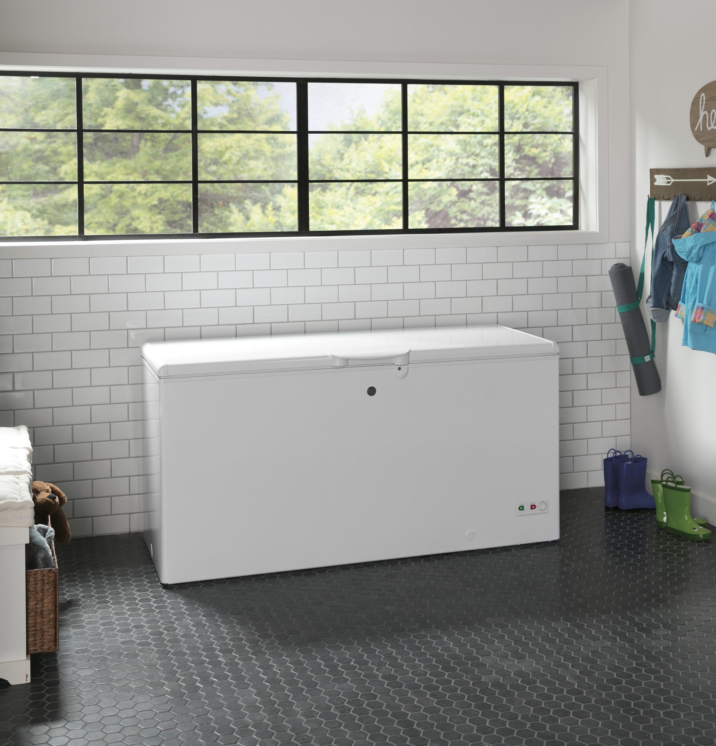 GENERAL ELECTRIC Chest Freezer FCM16SLWW ABC Warehouse