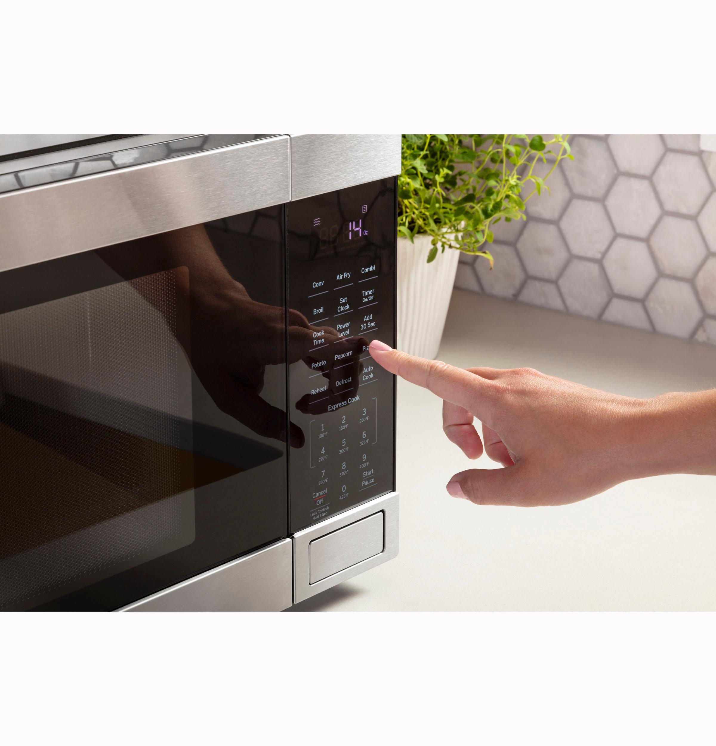 GENERAL ELECTRIC Countertop Microwave Oven with Air fry technology