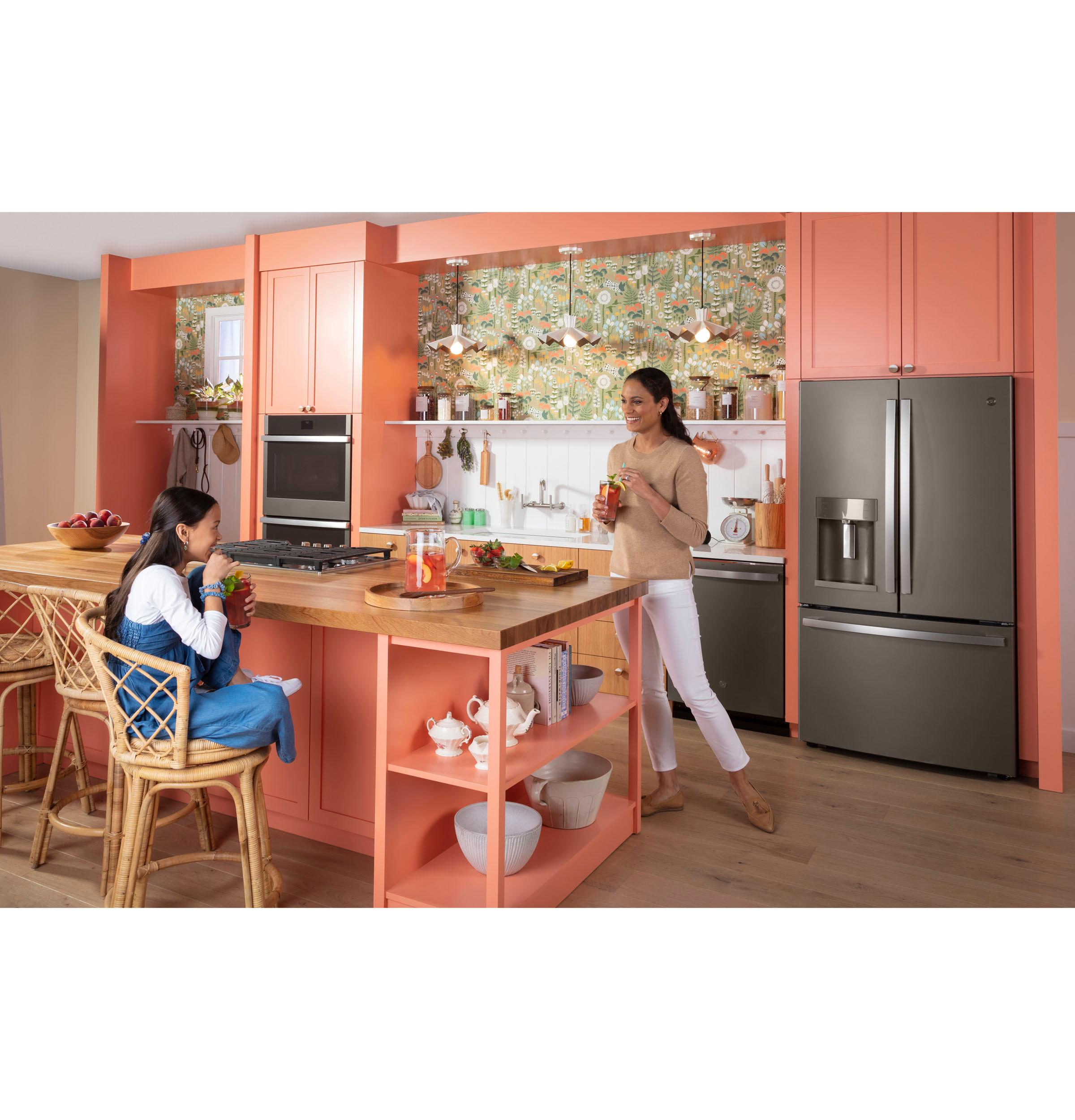 GENERAL ELECTRIC French Door Refrigerator with Showcase LED lighting