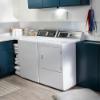 TR7 Ultra-Quiet Top Load Washer in White (lifestyle)