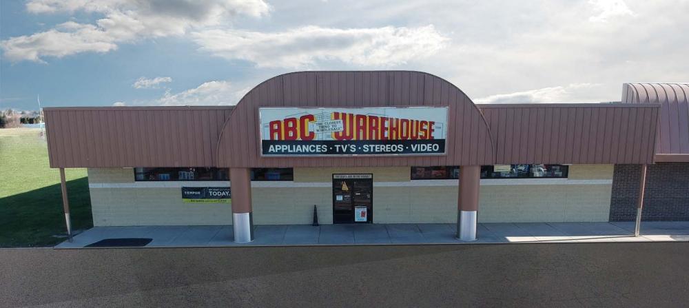 Oregon Ohio Storefront