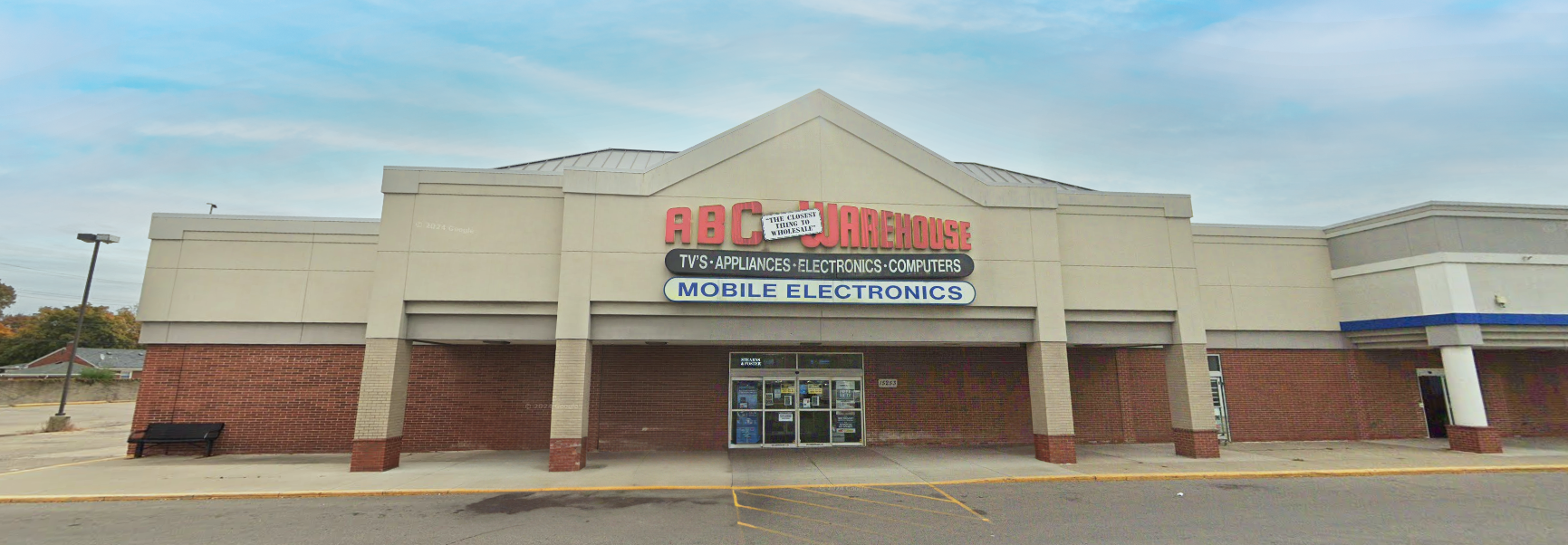 Dearnborn Michigan Store